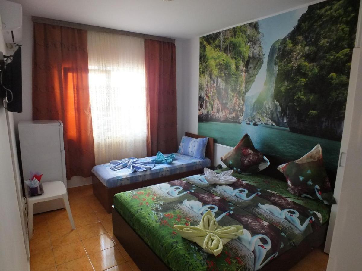 Vila Nico Costinesti Luaran gambar