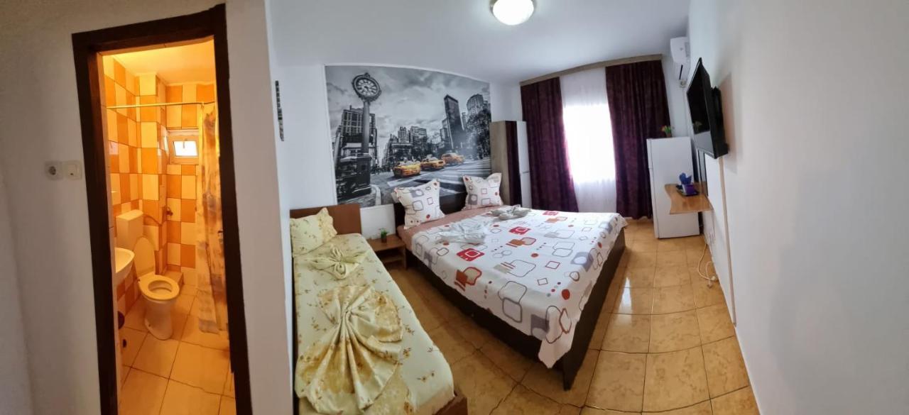 Vila Nico Costinesti Luaran gambar