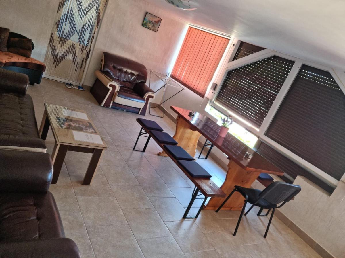 Vila Nico Costinesti Luaran gambar